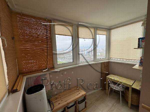 Продаж 1-кімнатної квартири 42 м², Юрія Шумського вул., 3Г