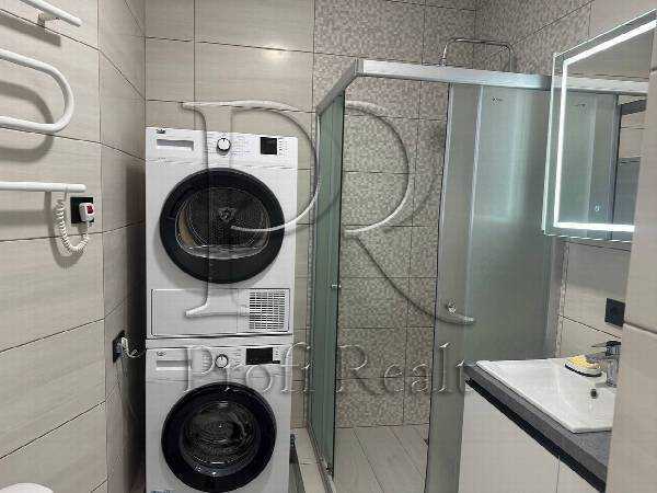 Продаж 1-кімнатної квартири 25 м², Героїв Небесної Сотні просп., 20/10