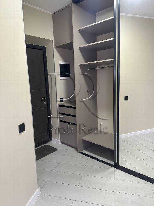 Продаж 1-кімнатної квартири 25 м², Героїв Небесної Сотні просп., 20/10