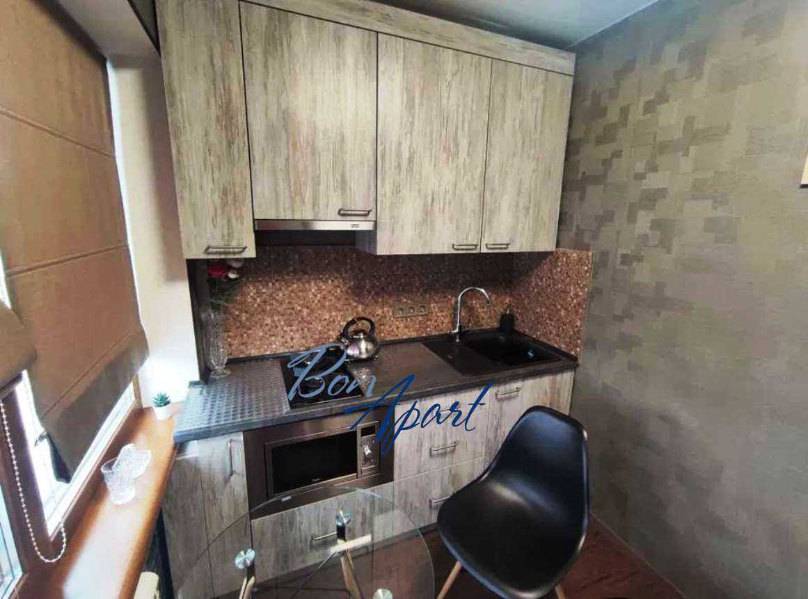 Продаж 2-кімнатної квартири 45 м², Михайла Донця вул., 21А