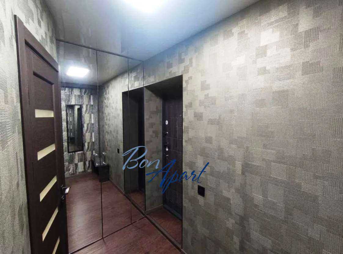 Продаж 2-кімнатної квартири 45 м², Михайла Донця вул., 21А