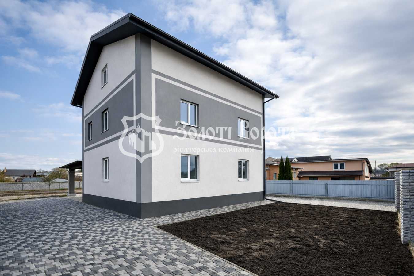 Продаж будинку 240 м², Василя Жукова вул., 8