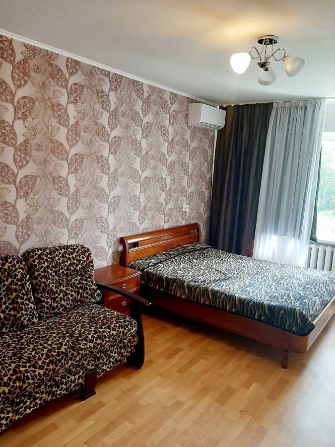 Аренда 1-комнатной квартиры 45 м², Олевская ул., 7