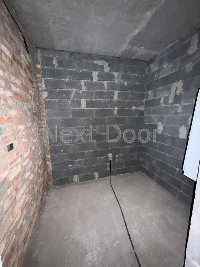 Продажа 2-комнатной квартиры 66.6 м², Александра Олеся ул., 27А