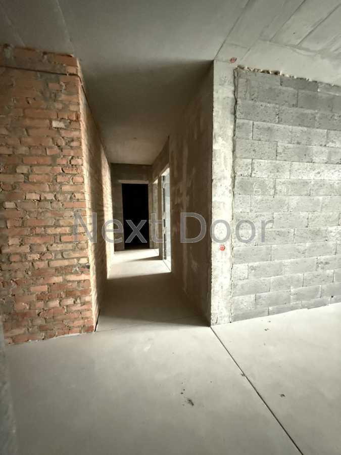 Продажа 2-комнатной квартиры 66.6 м², Александра Олеся ул., 27А