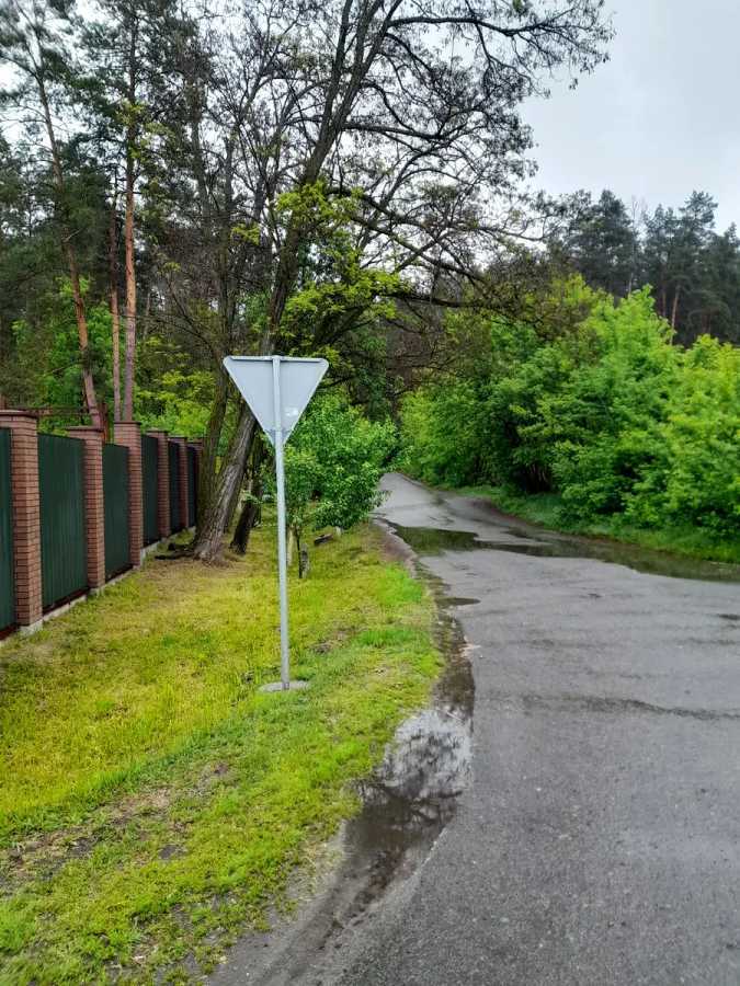 Продаж ділянки під індивідуальне житлове будівництво 25 соток, Лісового