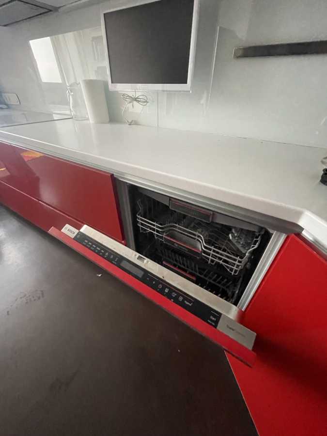 Продажа 3-комнатной квартиры 85 м², Ушинского ул., 14Б