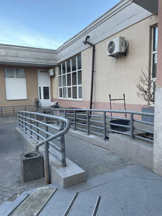 Продажа 3-комнатной квартиры 85 м², Ушинского ул., 14Б