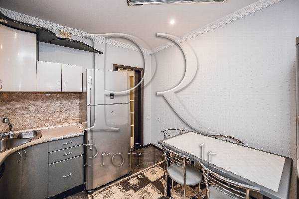 Продаж 2-кімнатної квартири 74 м², Академіка Єфремова вул., 19