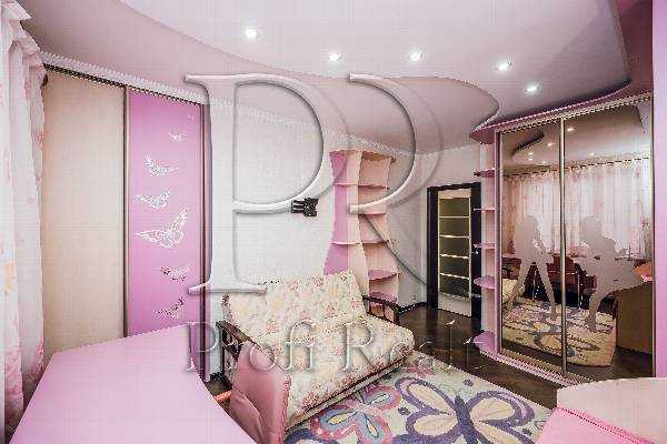 Продаж 2-кімнатної квартири 74 м², Академіка Єфремова вул., 19