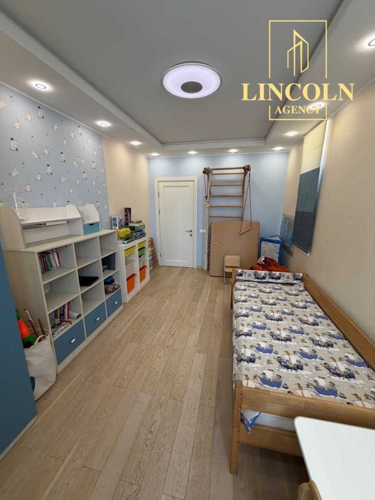 Продажа 3-комнатной квартиры 83 м², Регенераторная ул., 4, КОРПУС 6