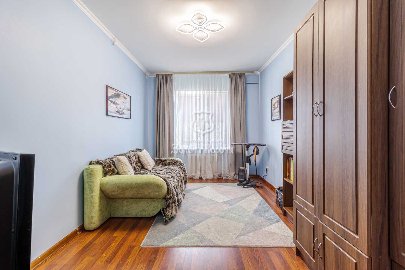 Продаж будинку 173 м², Садова вул., 3/1