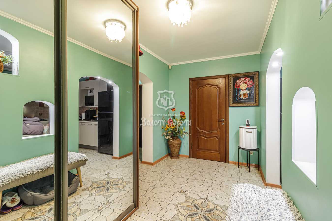 Продаж будинку 173 м², Садова вул., 3/1