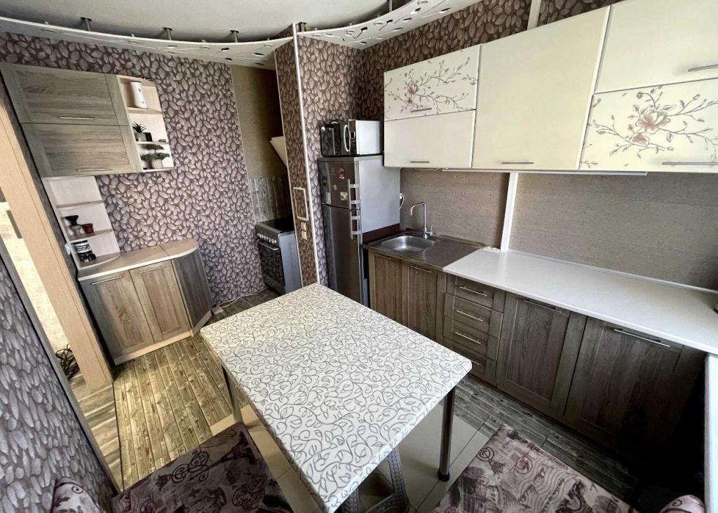 Продажа 3-комнатной квартиры 66 м², Героев Сталинграда ул.