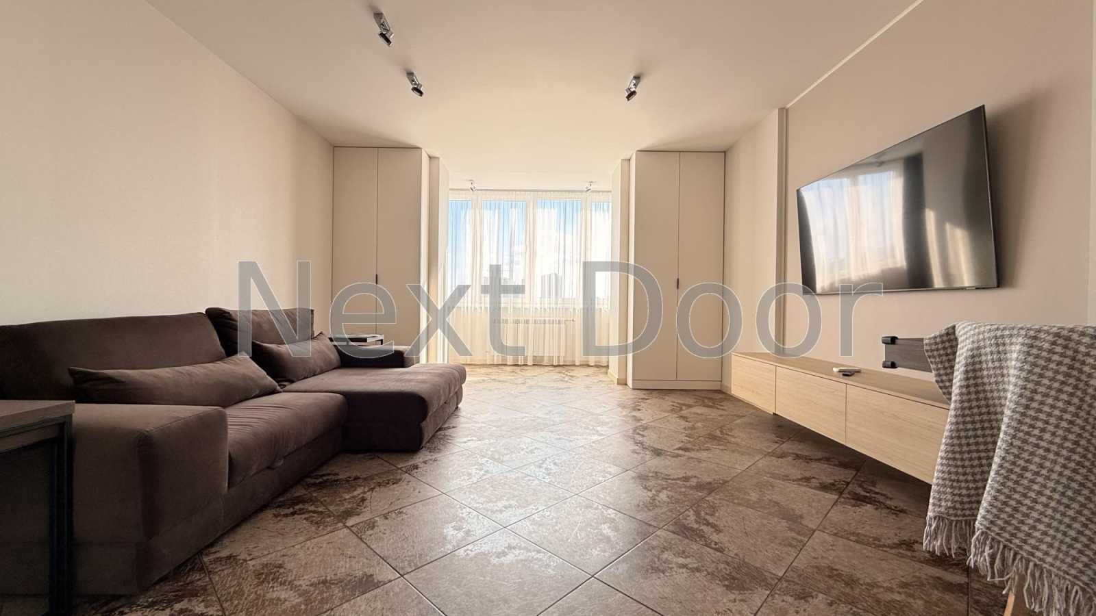 Продажа 2-комнатной квартиры 79.4 м², Василия Касияна ул., 2/1