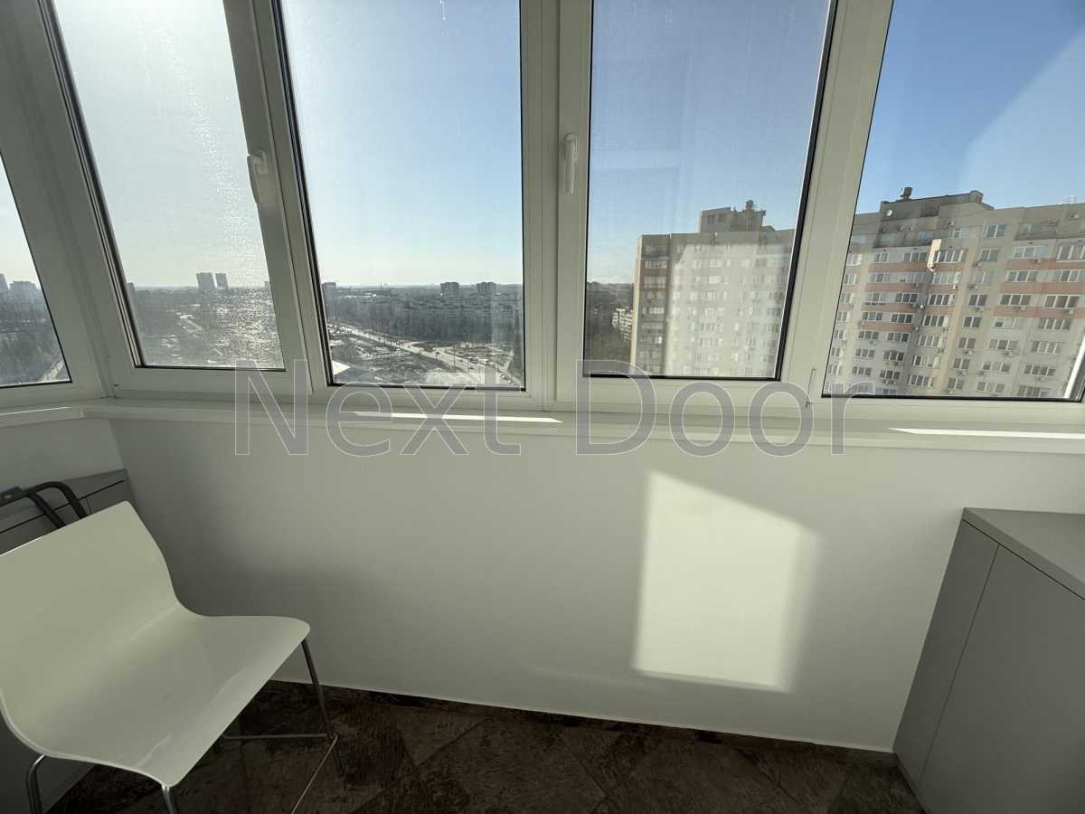 Продажа 2-комнатной квартиры 79.4 м², Василия Касияна ул., 2/1