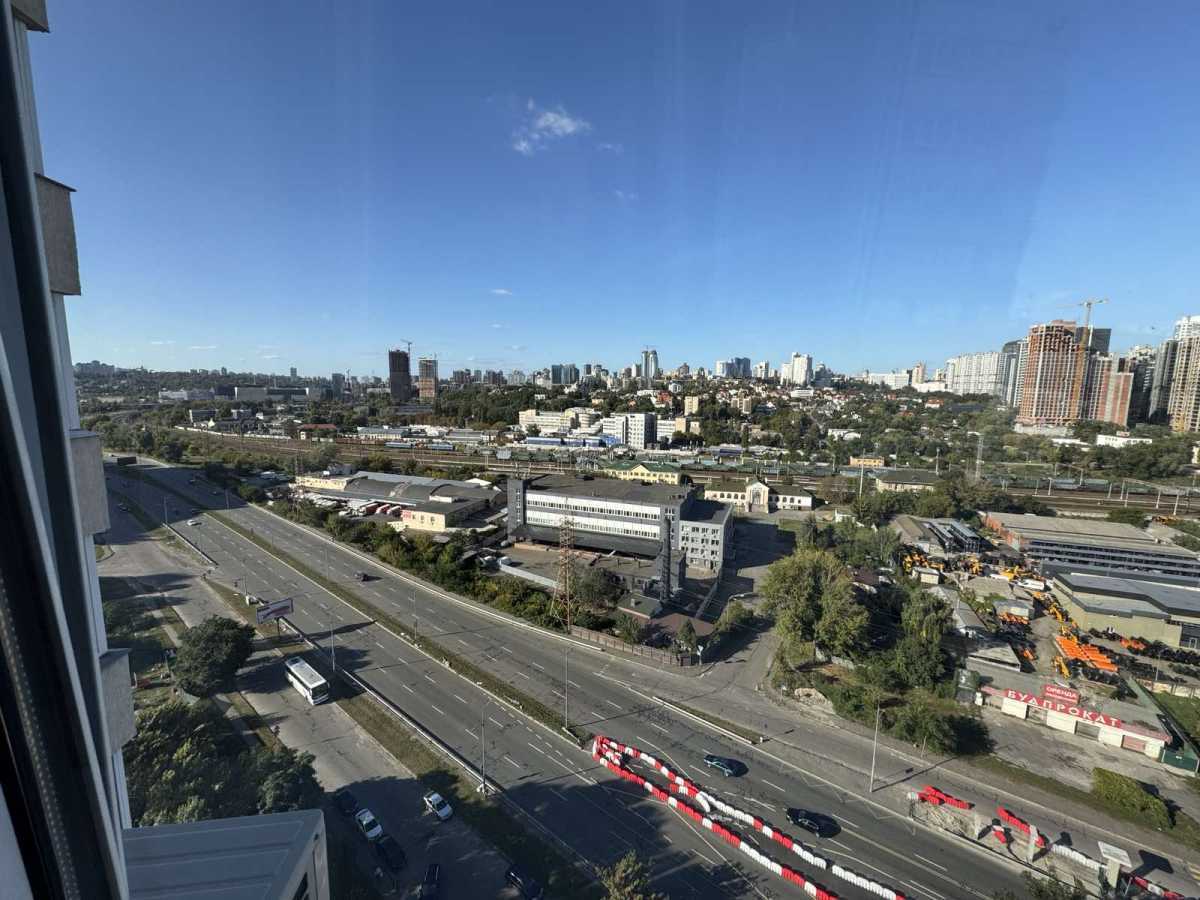 Продаж 2-кімнатної квартири 65 м², Саперно-Слобідська вул., 22