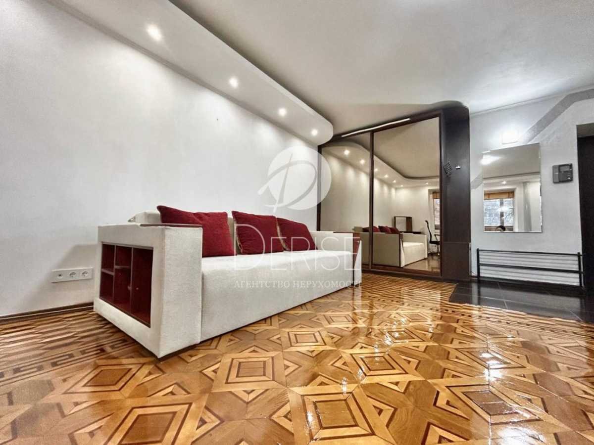 Продажа 1-комнатной квартиры 41 м², Предславинская ул., 51