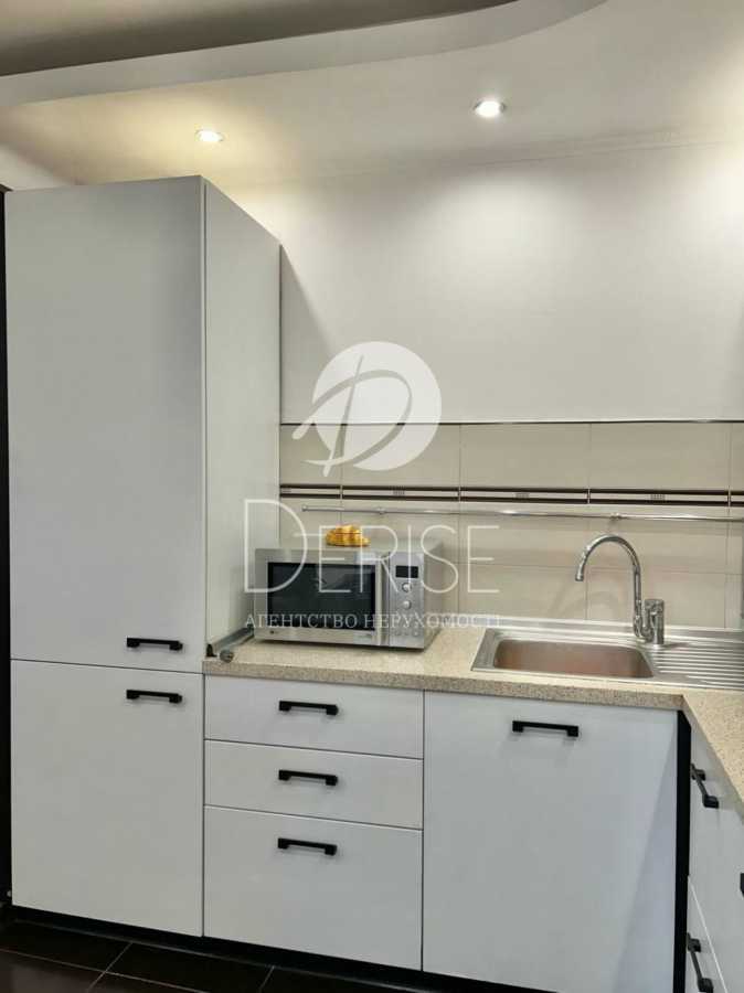 Продажа 1-комнатной квартиры 41 м², Предславинская ул., 51