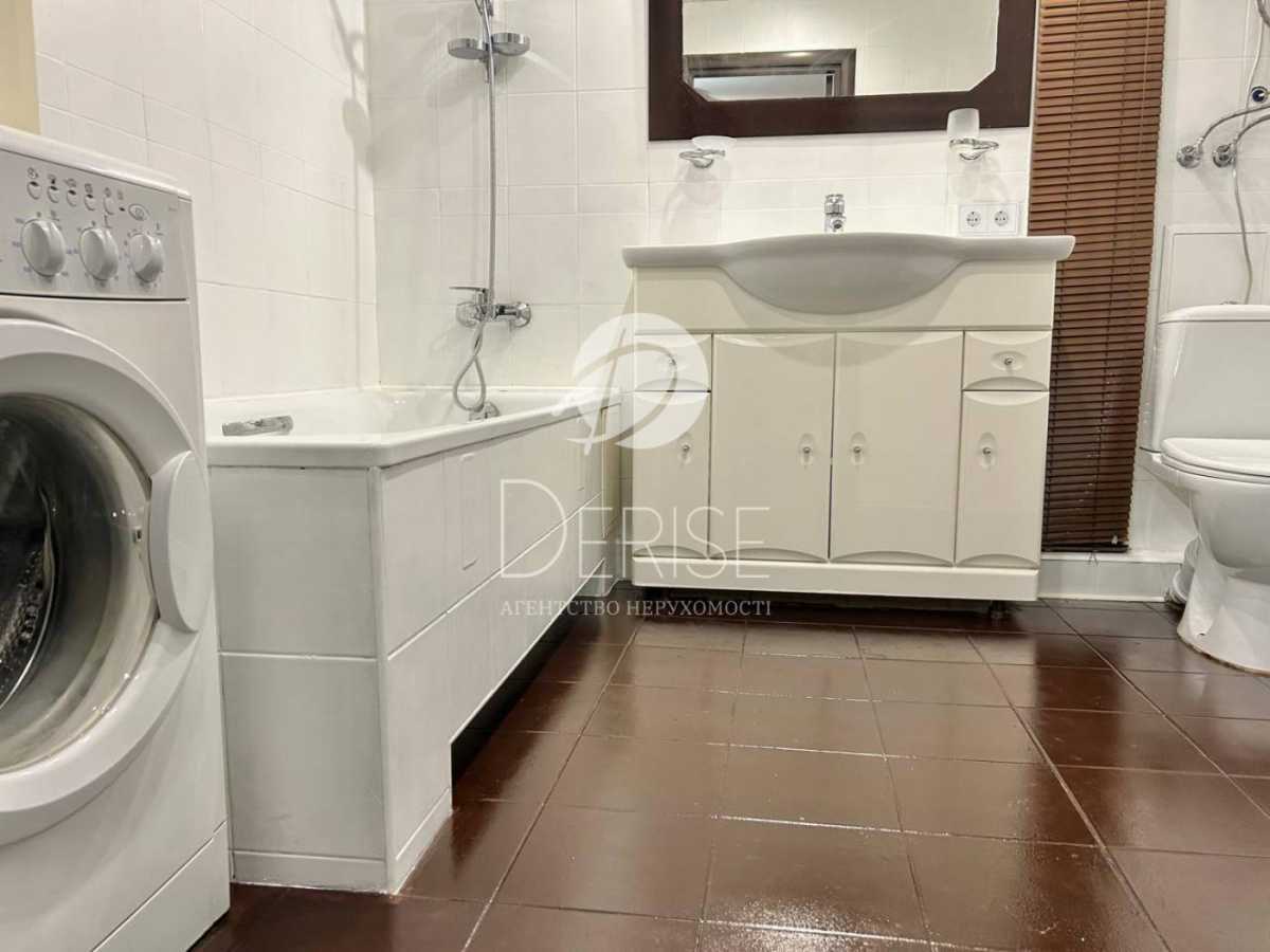 Продажа 1-комнатной квартиры 41 м², Предславинская ул., 51