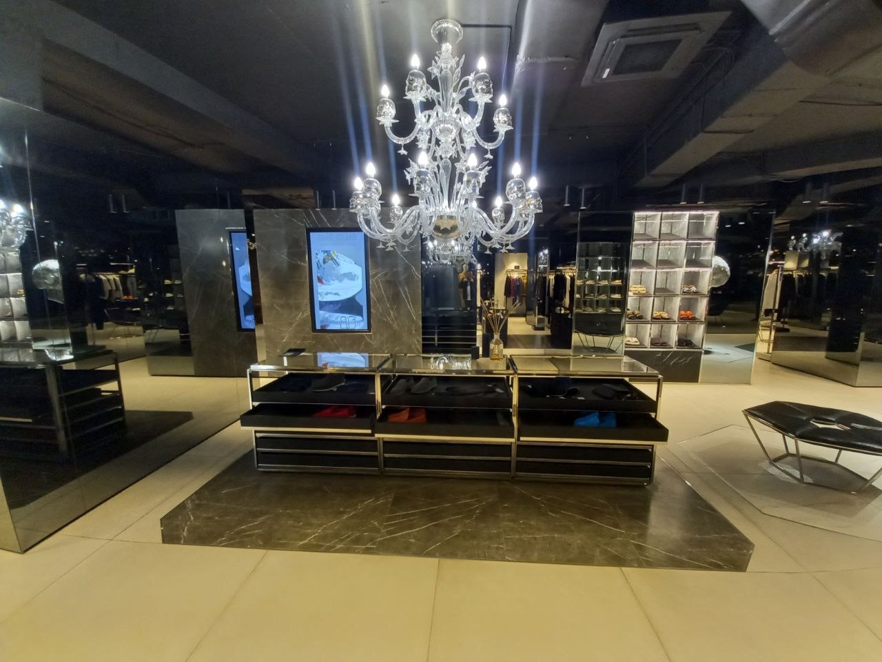 Продажа магазина 369 м², Шевченко ул., 49