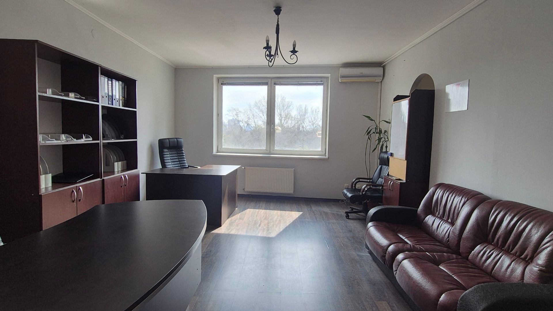 Оренда офісу 90 м², Раїси Окіпної вул., 10