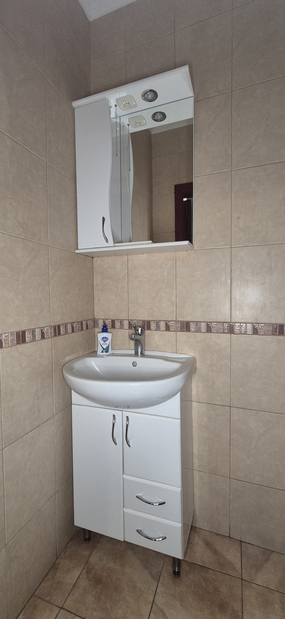 Оренда офісу 90 м², Раїси Окіпної вул., 10