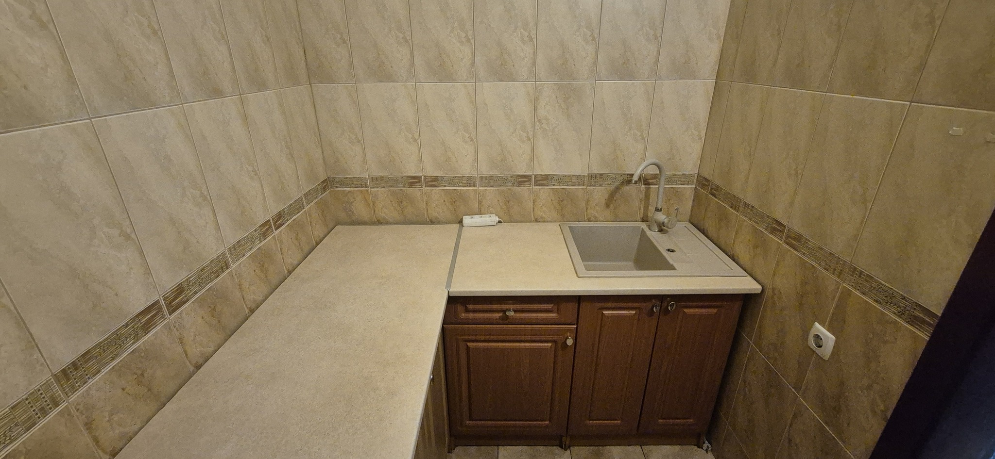 Оренда офісу 90 м², Раїси Окіпної вул., 10