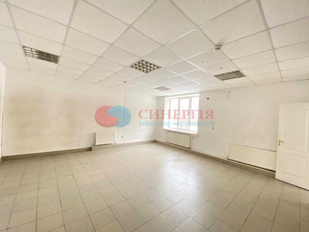 Продажа другого торгового помещения 407 м², Героев Сталинграда просп., 65