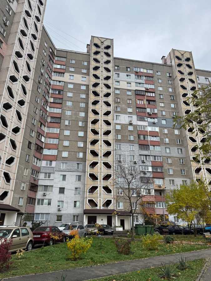 Продажа 2-комнатной квартиры 55 м², Анны Ахматовой ул., 14Б