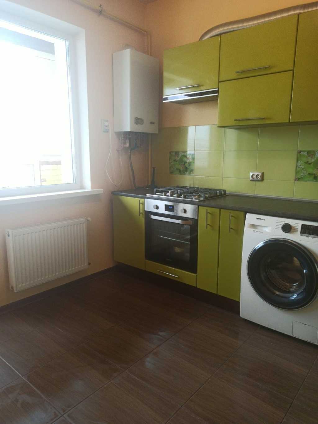 Продаж 1-кімнатної квартири 37 м²