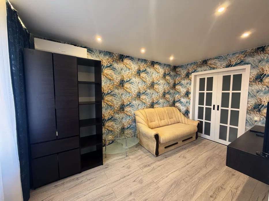 Продажа 3-комнатной квартиры 65 м², Юрия Шумского ул., 10