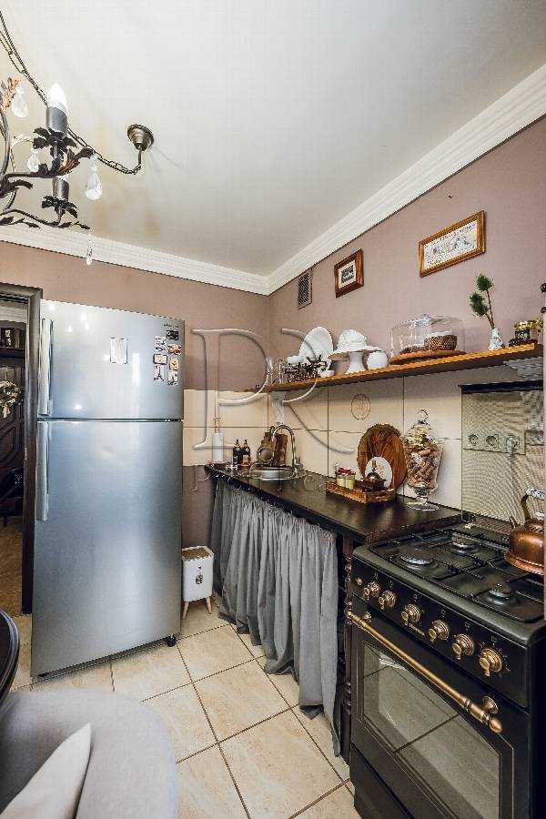 Продаж 1-кімнатної квартири 34 м², Кошова вулиця, 107