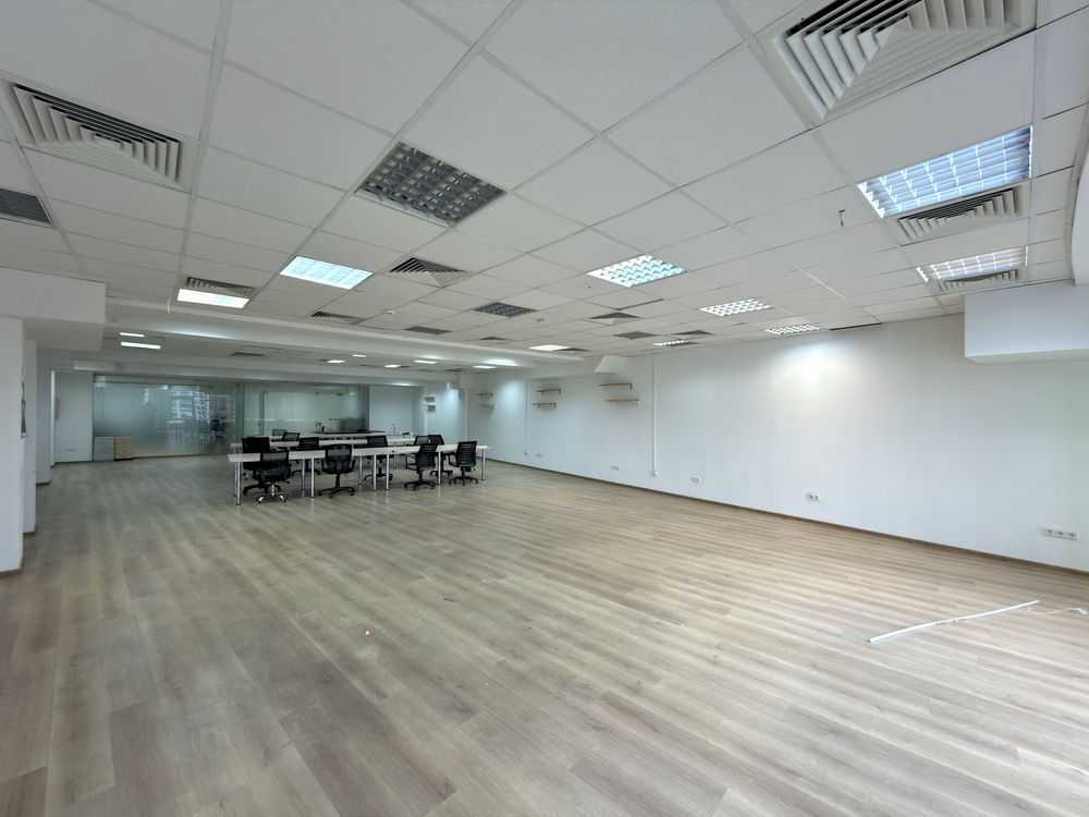 Оренда офісу 400 м², Євгена Коновальця вул., 36д