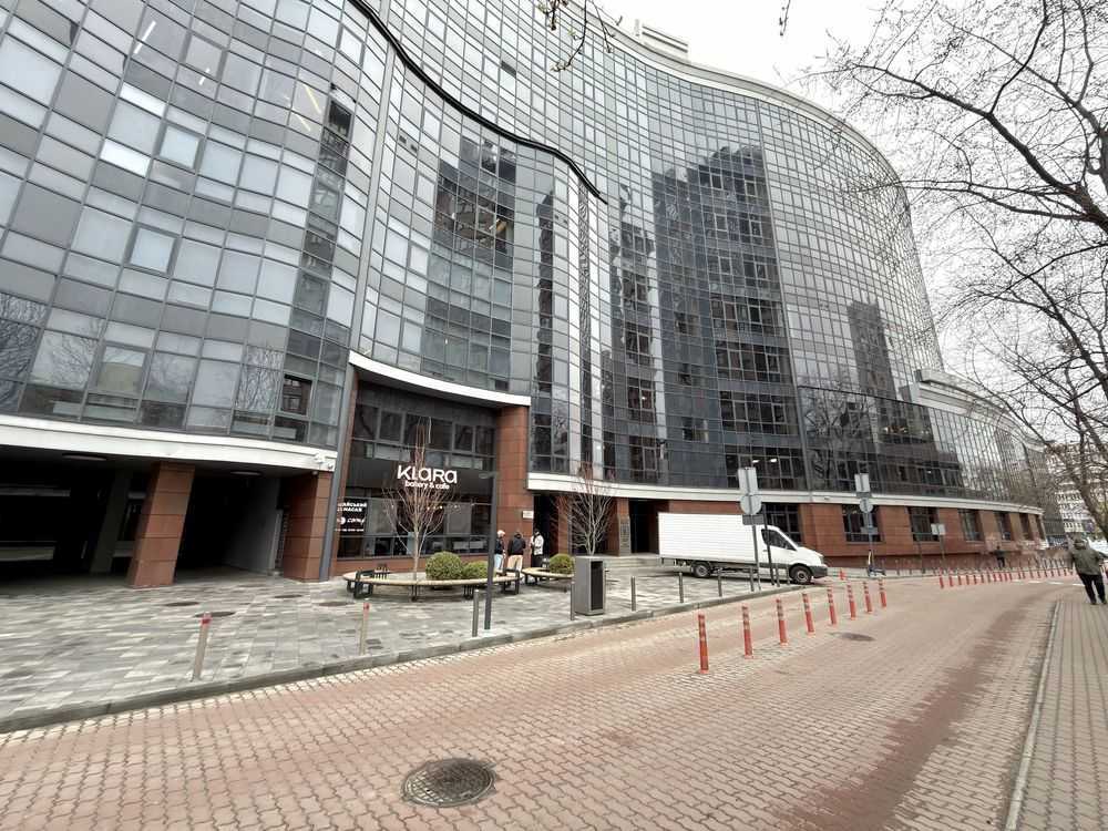 Оренда офісу 400 м², Євгена Коновальця вул., 36д