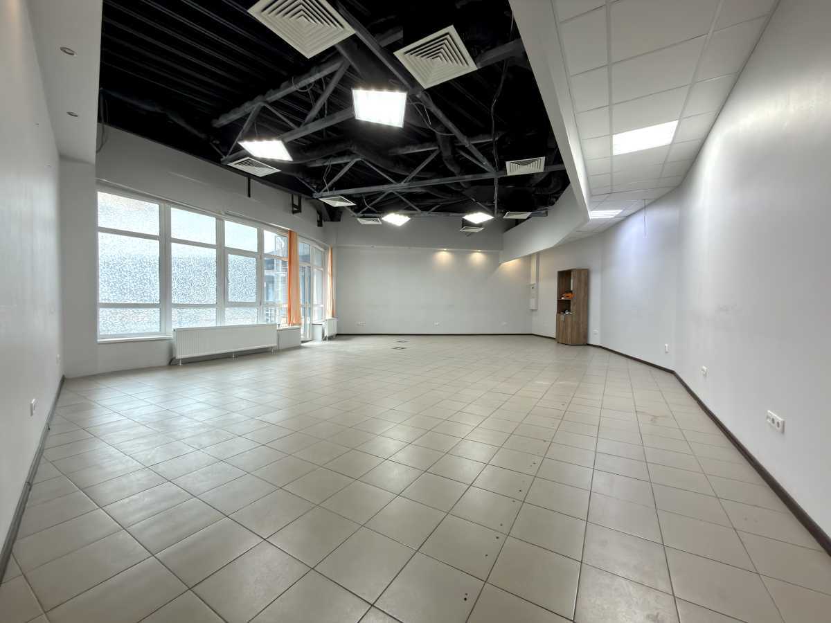 Оренда офісу 550 м², Євгена Коновальця вул., 36д