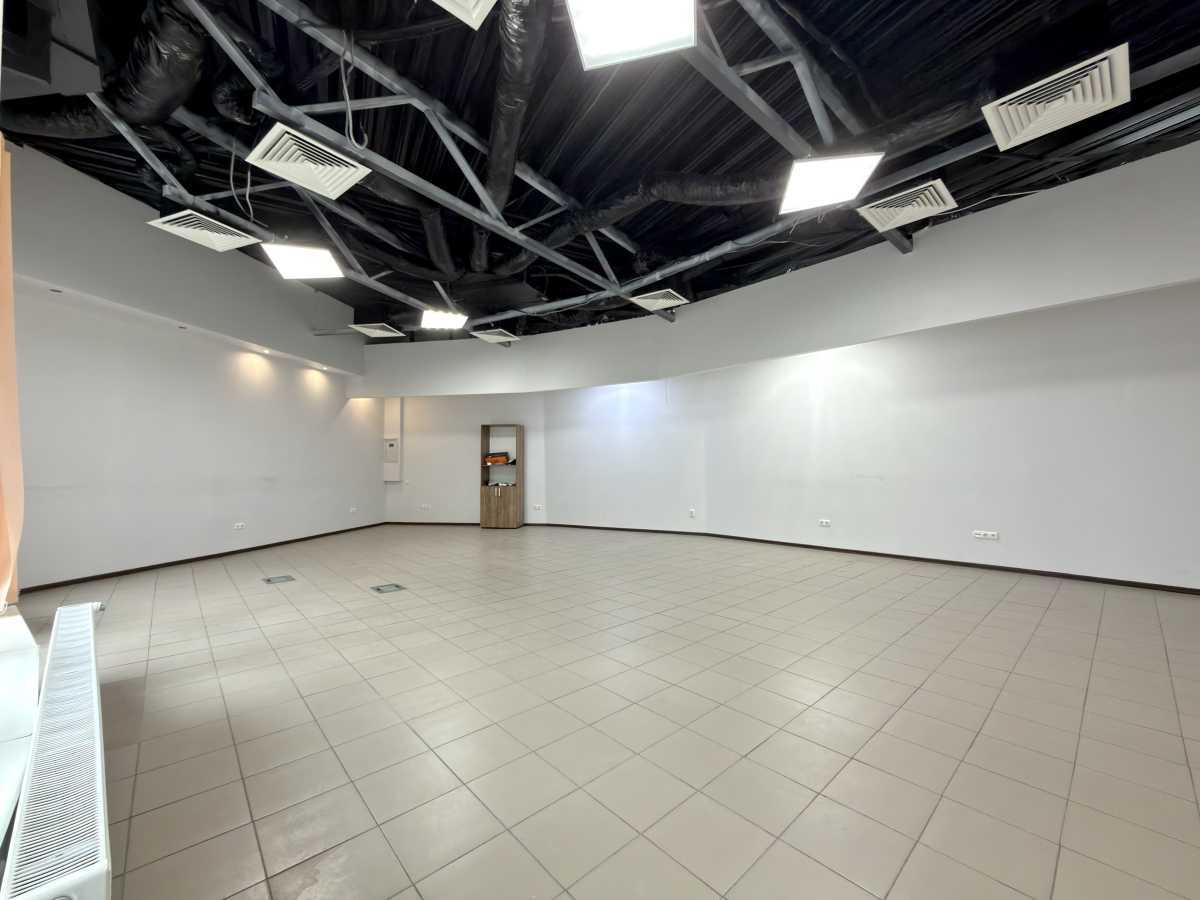 Оренда офісу 550 м², Євгена Коновальця вул., 36д