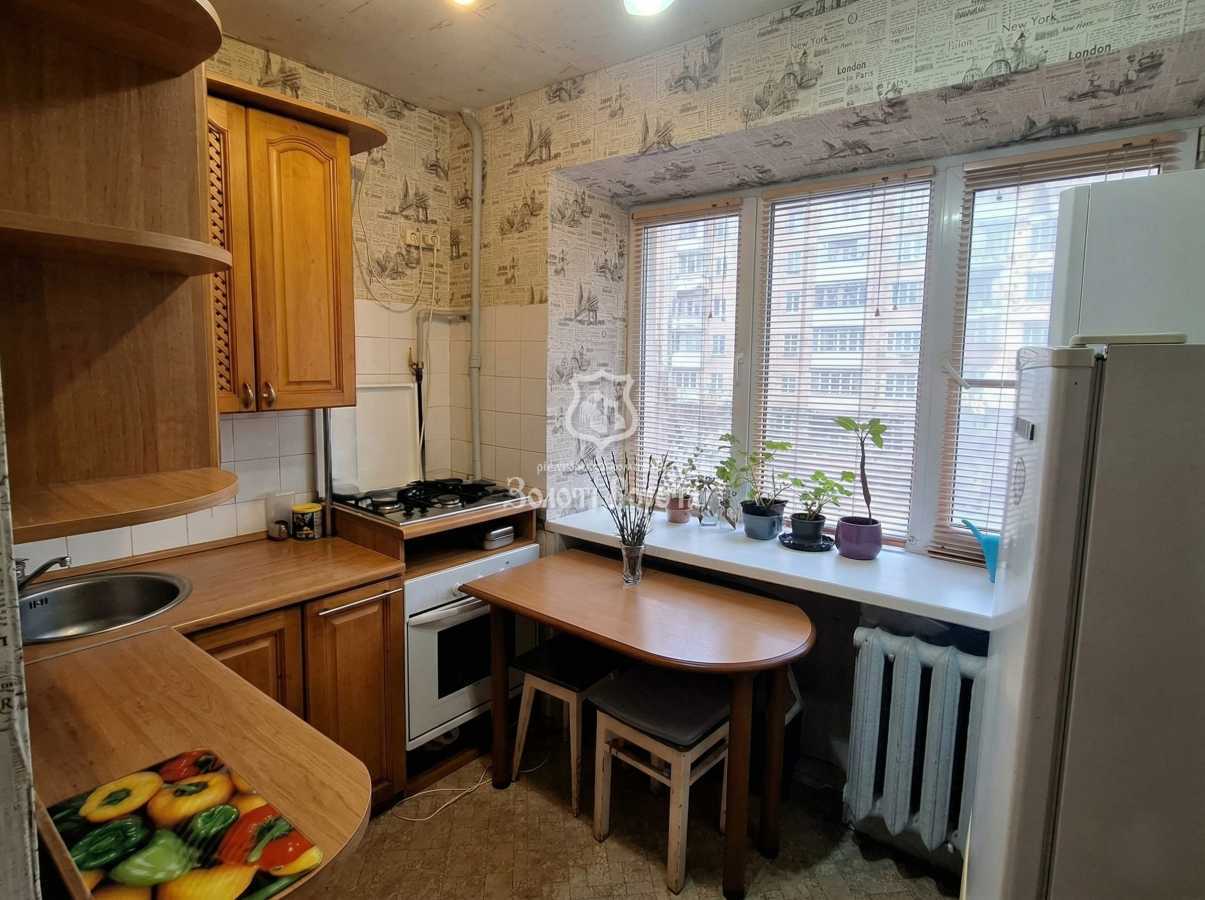 Продажа 3-комнатной квартиры 62.9 м², Лаврская ул., 4А