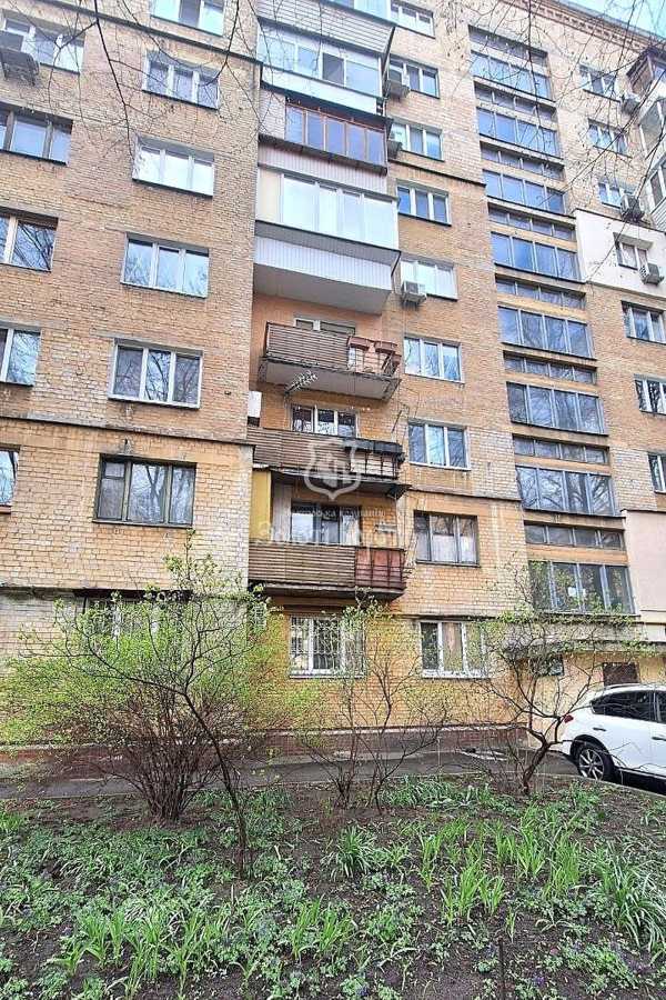 Продажа 3-комнатной квартиры 62.9 м², Лаврская ул., 4А