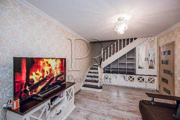 Продажа 3-комнатной квартиры 88 м², Радужная ул., 137