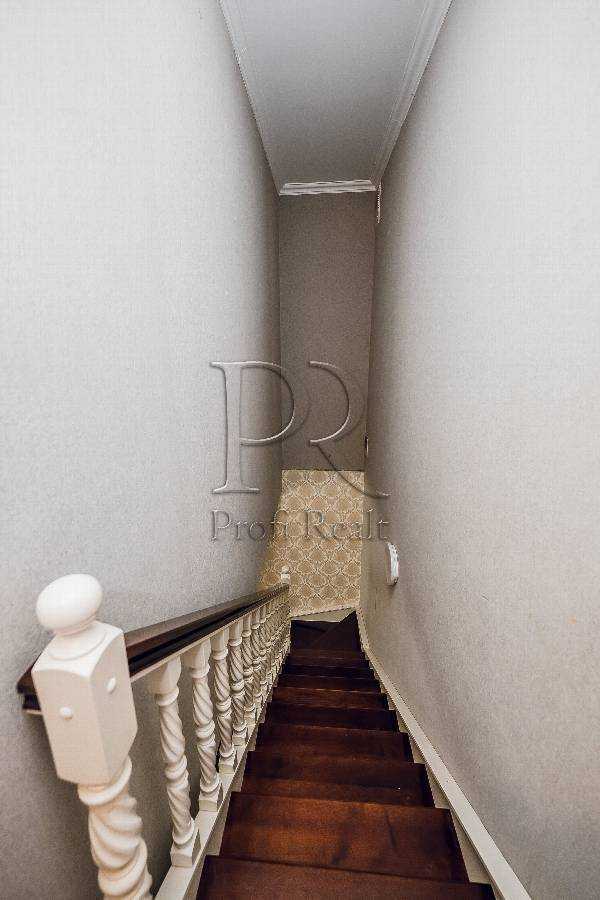 Продажа 3-комнатной квартиры 88 м², Радужная ул., 137