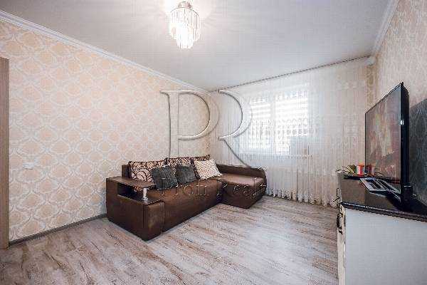 Продажа 3-комнатной квартиры 88 м², Радужная ул., 137