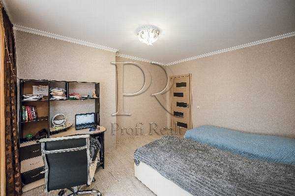 Продажа 3-комнатной квартиры 88 м², Радужная ул., 137