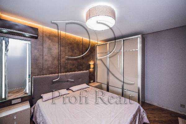 Продаж 3-кімнатної квартири 75 м², Володимира Маяковського просп., 16/12