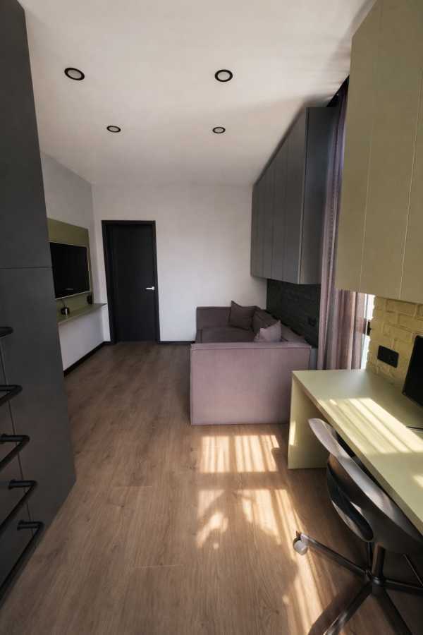 Продажа 2-комнатной квартиры 82.6 м², Регенераторная ул.