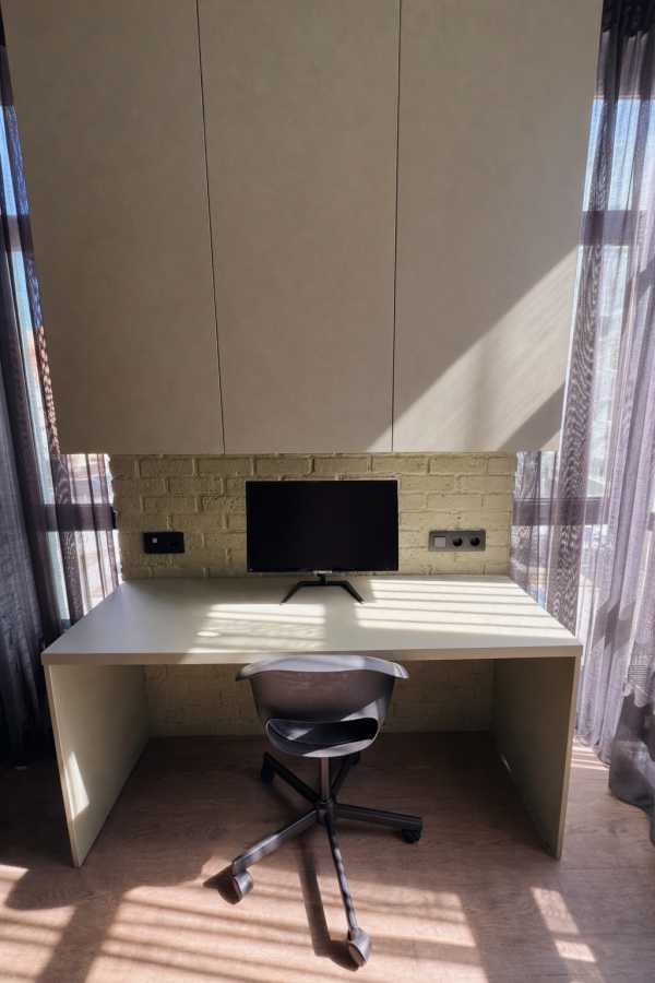 Продажа 2-комнатной квартиры 82.6 м², Регенераторная ул.