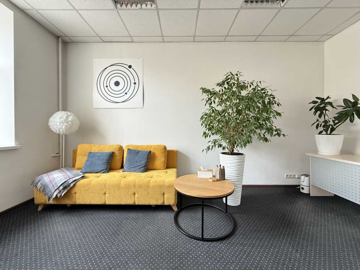 Продажа 3-комнатной квартиры 74 м², Большая Васильковская ул., 126