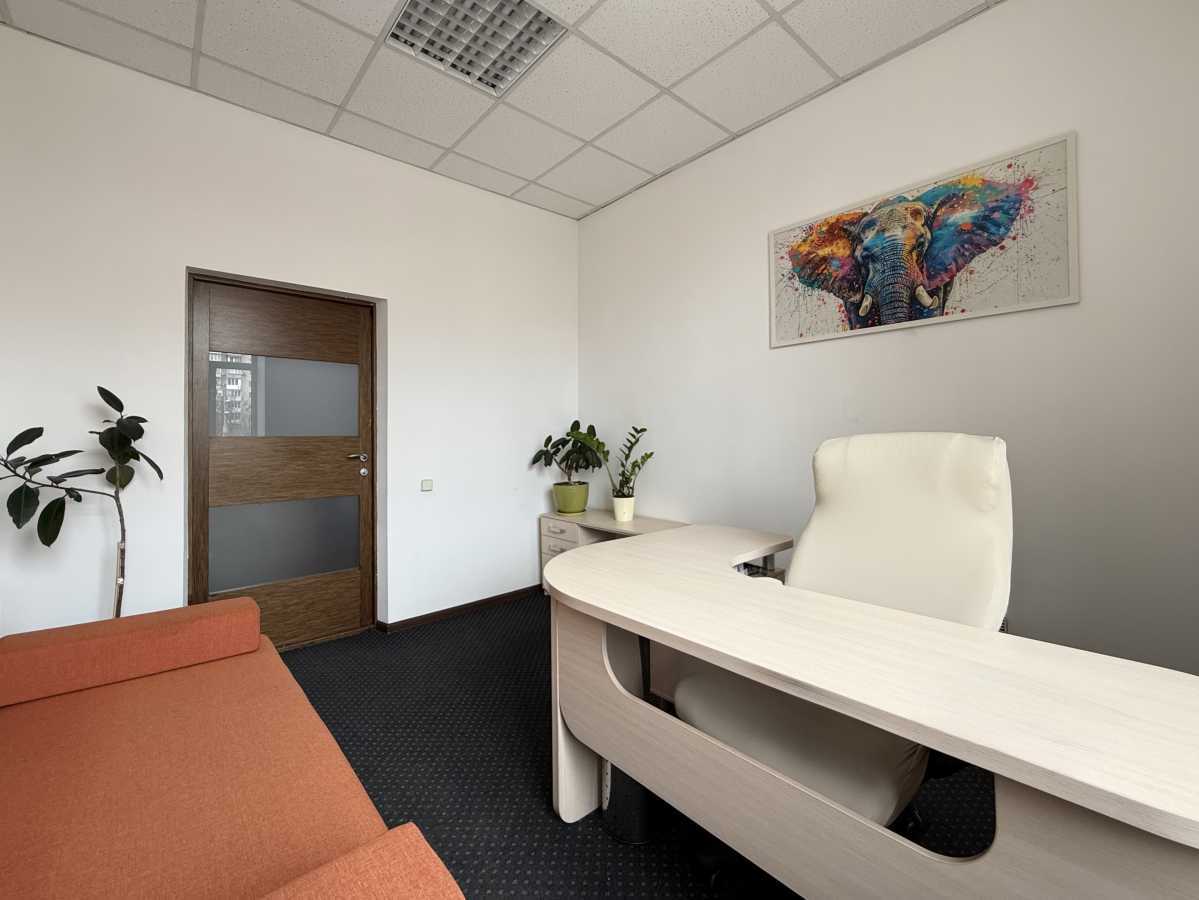 Продажа 3-комнатной квартиры 74 м², Большая Васильковская ул., 126