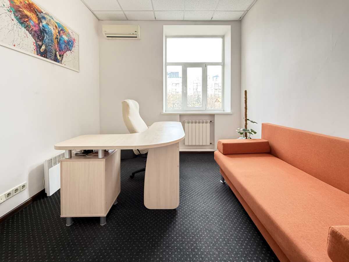 Продажа 3-комнатной квартиры 74 м², Большая Васильковская ул., 126