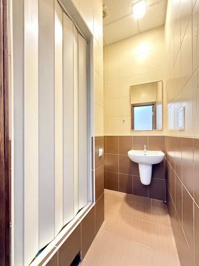 Продажа 3-комнатной квартиры 74 м², Большая Васильковская ул., 126